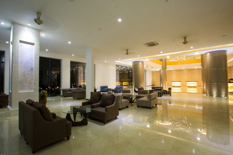 Golden Peak Resort&Spa Mieu Ong Exterior foto
