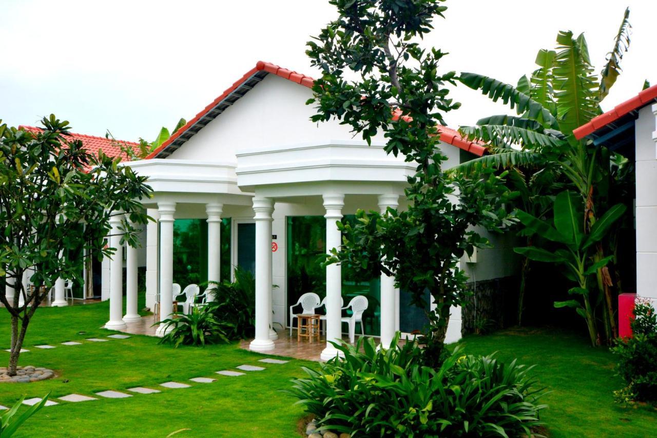 Golden Peak Resort&Spa Mieu Ong Exterior foto